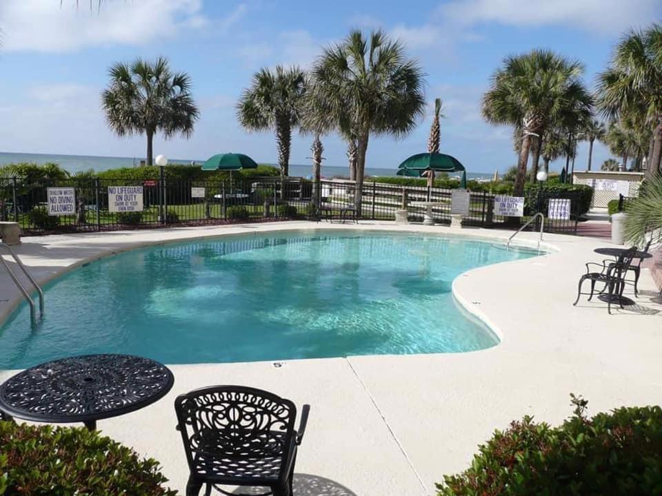 Ocean Front, Private Balconies Aparthotel Myrtle Beach Eksteriør bilde